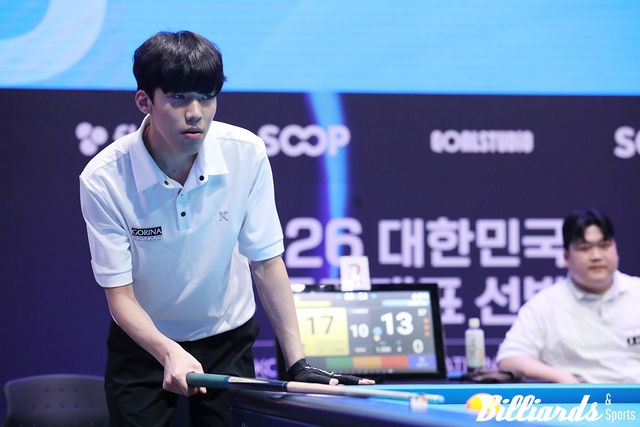 국가대표 선발전 3라운드에서 대결 중인 송윤도