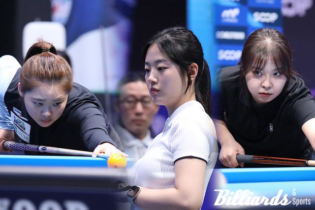 캐롬 여자 3쿠션 국가대표로 선발된 김하은, 허채원, 최다영(왼쪽부터). 사진=잠실/이용휘 기자