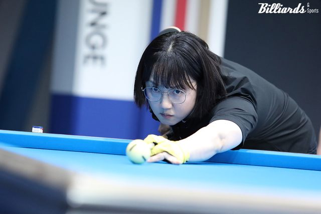김가영과 16강 진출을 다투는 장혜리.