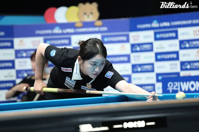 김진아(하나카드)를 3-0으로 누르고 16강에 진출한 김민아(NH농협카드)