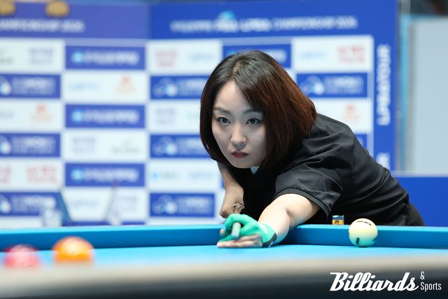 이유주는 긴 슬럼프를 딛고 모처럼 8강에 올랐지만, 폭발적인 공격력을 앞세운 김가영을 넘기에는 역부족이었다.