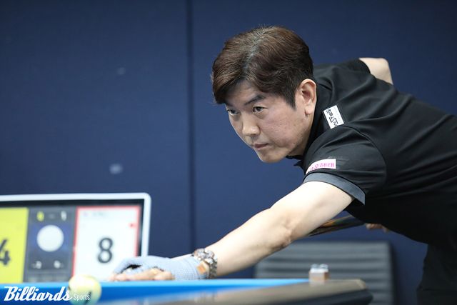 김재근은 지난 시즌 왕중왕전 준결승에서 김영원에게 당한 패배를 설욕했다.