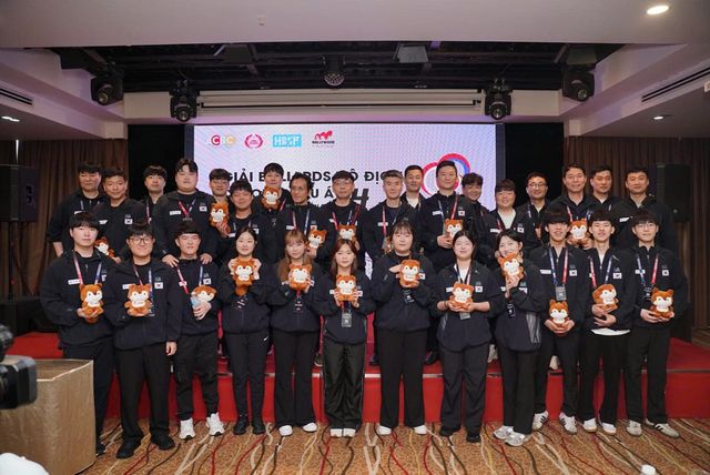 제14회 아시아캐롬선수권대회에 출전하는 한국 선수단이 조추첨 후 한 자리에 모였다. 사진=SOOP 제공