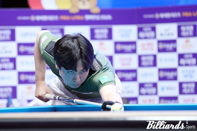 신정주가 박동준을 꺾고 3년 만에 PBA 정규투어 준결승에 올랐다. 사진=정선/김민영 기자