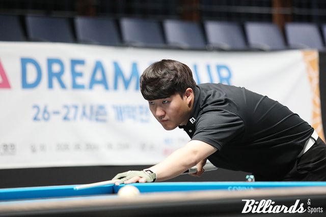 김도헌은 김동문을 3-2로 꺾고 결승에 올랐다.
