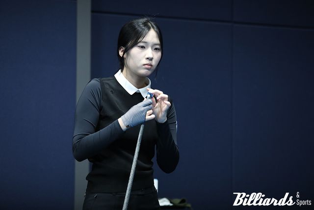 '프로당구 최연소' 이승희가 'LPBA 최연소 챔프' 김예은을 꺾고 64강에 진출했다. 사진=빌리어즈앤스포츠 DB
