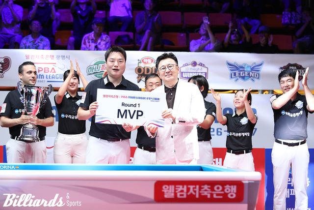 MVP로 선정된 강민구는 1라운드 동안 12승 3패를 올리며 80%의 승률을 기록했다.&nbsp;