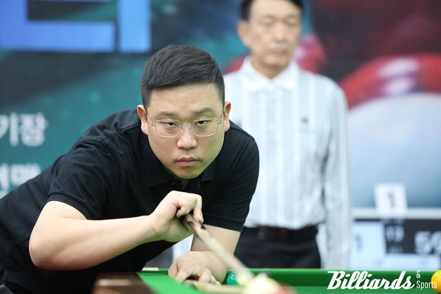황화와 결승전에서 우승을 다투고 있는 김도훈.&nbsp;사진=시흥/이용휘 기자