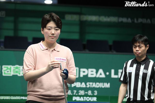 애버리지 1.179로 김보라를 3-0으로 꺾고 16강에 진출한 백민주(크라운해태).
