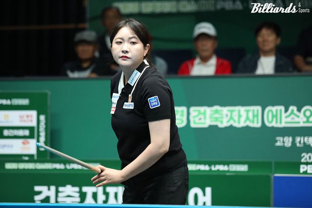 세트포인트 대결에서 세 차례 밀려 준결승에서 패배한 김민아(NH농협카드).