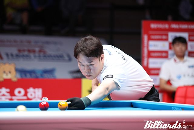 위기의 순간 5세트 승리로 추격의 발판을 마련한 휴온스의 강동궁
