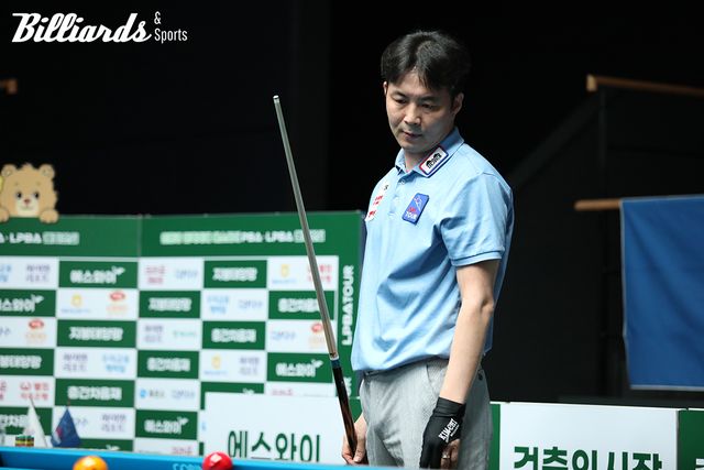 '친환경 건축자재 에스와이 PBA 챔피언십'에 출전한 정시용이 경기를 펼치고 있다. 사진=고양/이용휘 기자