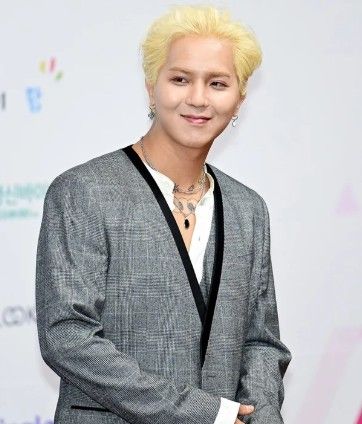 송민호