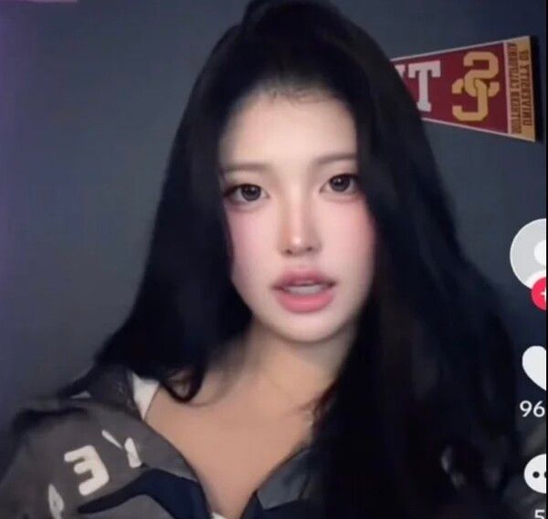 홍라엘 틱톡 계정