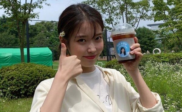 아이유 인스타그램