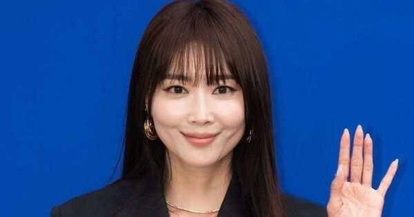 오윤아 오윤아재혼 오윤아면사포 온라인커뮤니티