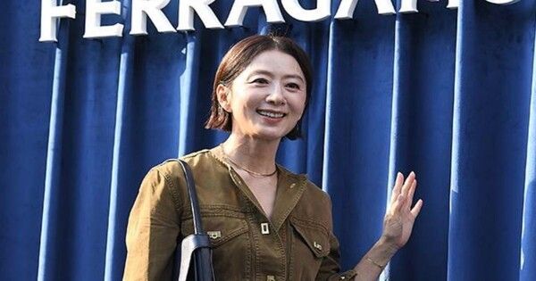 김희애 온라인커뮤니티