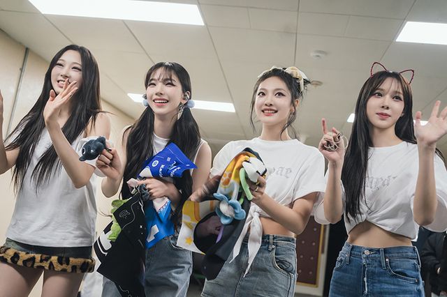 4세대 대표 걸그룹 에스파(aespa)의 스페셜 영화 '에스파: 마이 퍼스트 페이지(aespa: MY First page)'가 2024년 2월 14일 개봉