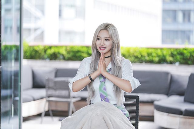 4세대 대표 걸그룹 에스파(aespa)의 스페셜 영화 '에스파: 마이 퍼스트 페이지(aespa: MY First page)'가 2024년 2월 14일 개봉