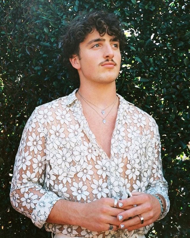 그래미 어워드 신인상 후보, 벤슨 분