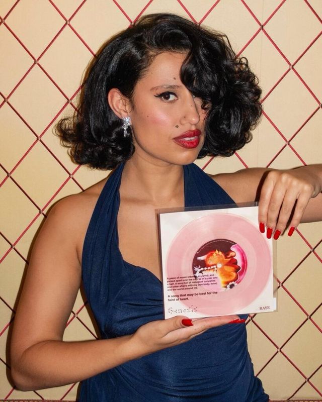 그래미 어워드 신인상 후보, 레이