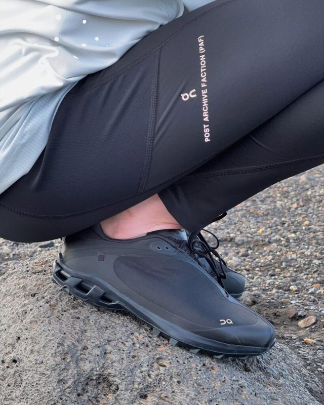 포스트 아카이브 팩션과 온 러닝 협업