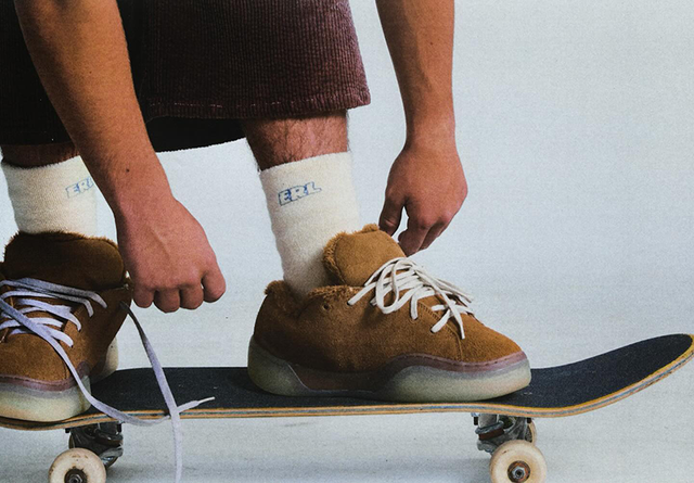 erl의 첫 스니커즈