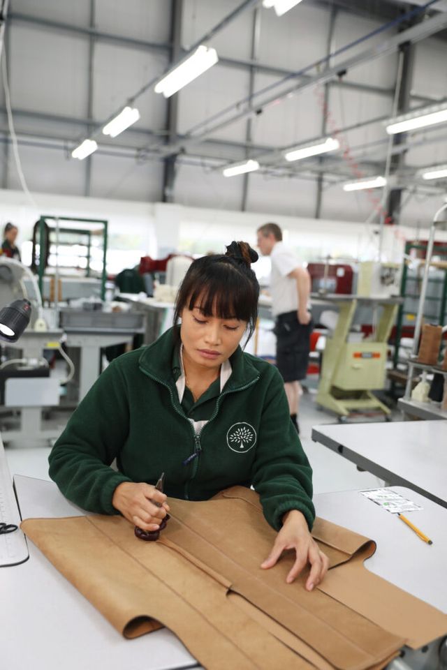 멀버리(Mulberry), '메이드 투 라스트(Made to Last)' 정신을 위한 커뮤니티 활동