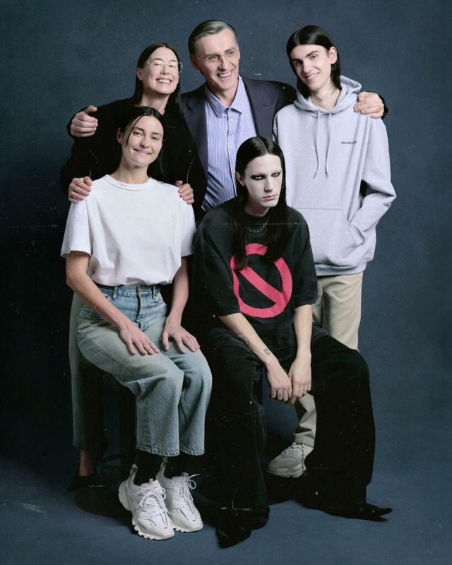 발렌시아가 뮤직 | BFRND 시리즈 캠페인 포토