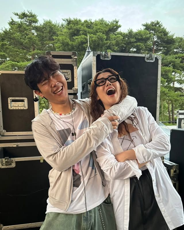 새소년 황소윤 미국행, 박현진 독립