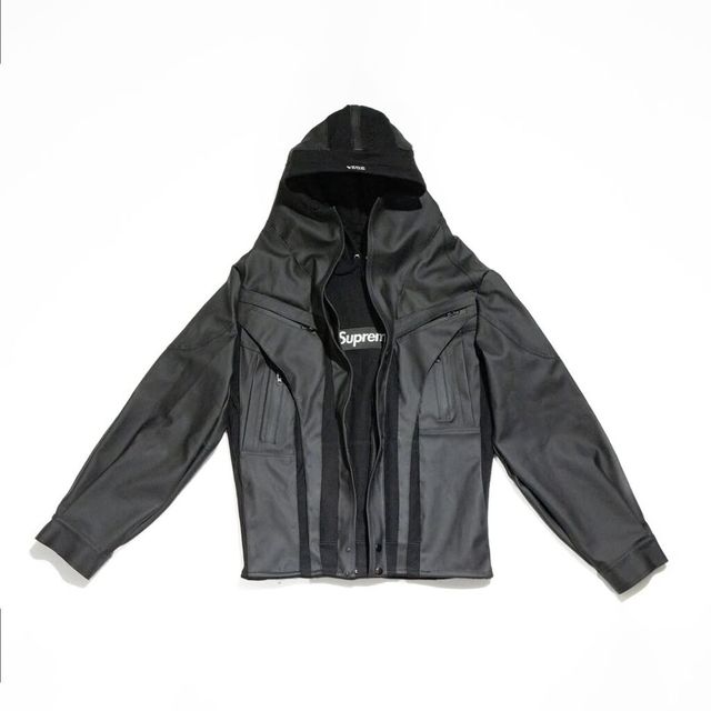 슈프림 셰인 올리버 어나니머스 클럽 협업