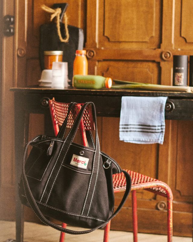 메르시 X 에레혼 협업 컬렉션 출시