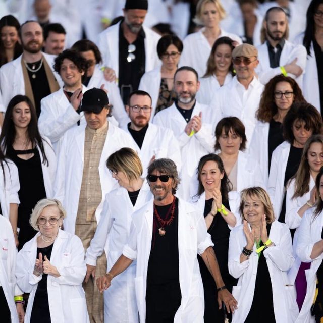 발렌시아가 새로운 크리에이티브 디렉터, 피에르파올로 피치올리