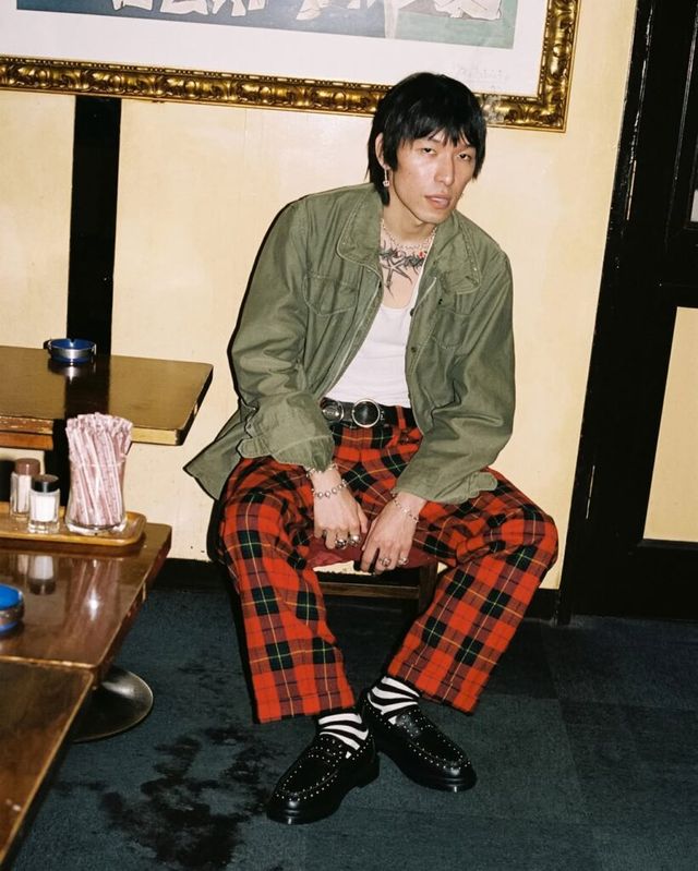 슈프림 닥터 마틴 협업 펜톤 로퍼