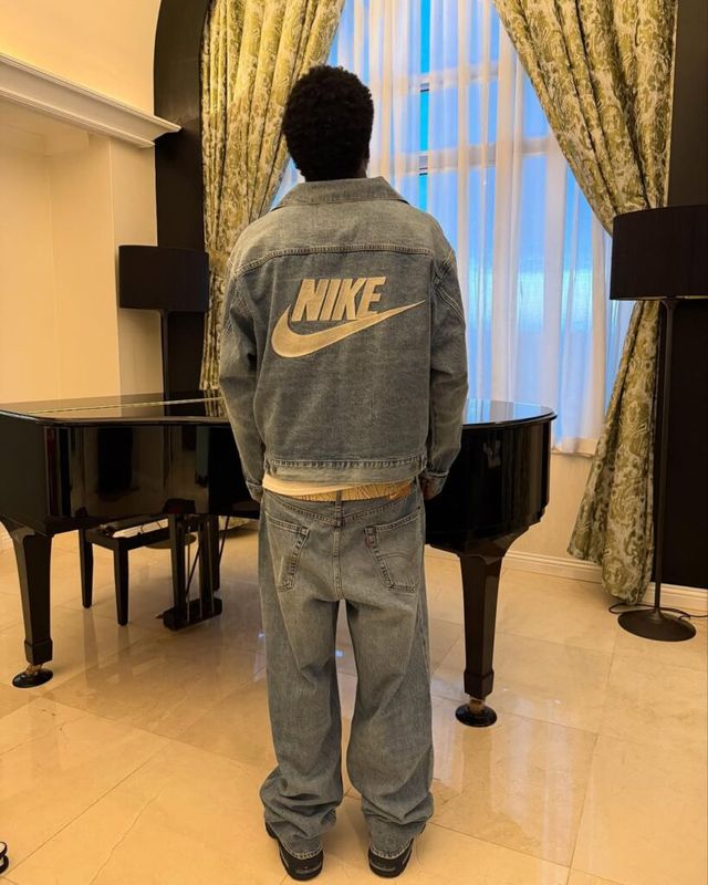 릴 야티, 나이키 리바이스 협업 아이템