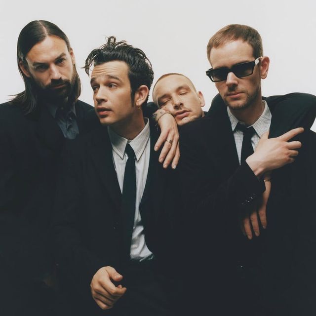 the 1975 글래스톤베리 페스티벌