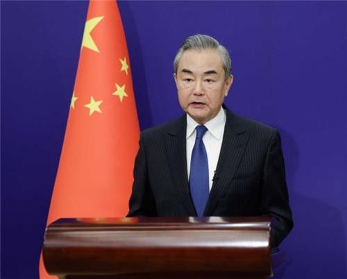 중국의 왕이 중앙외사판공실 주임 겸 외교부장이 7년 만에 호주를 공식 방문한다.