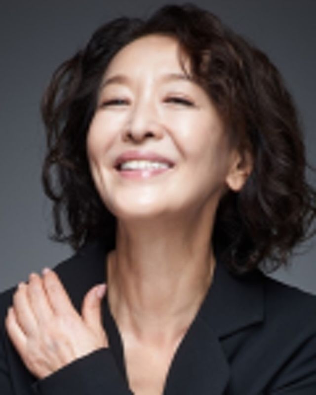 베우 윤석화(사진=윤석화 홈페이지 갈무리)