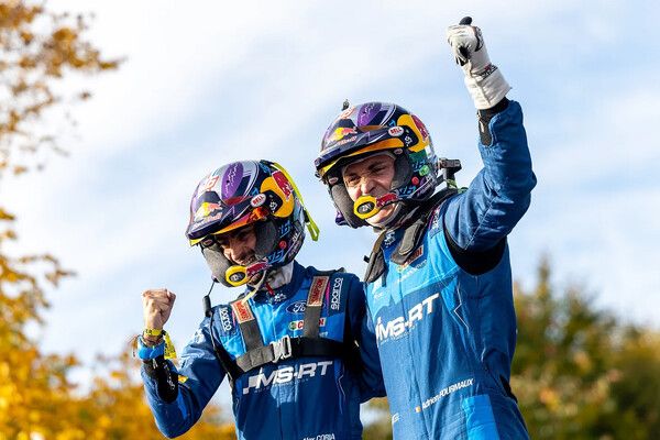 아드리안 포모어(오른쪽). 사진=M-스포트