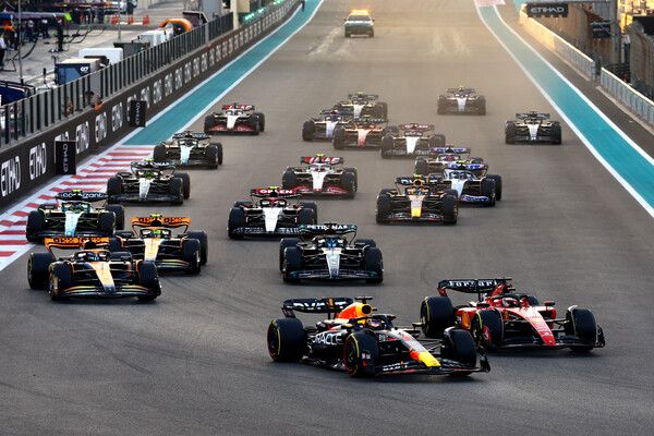 2023 F1 최종전 아부다비 GP 결선 출발장면. 사진=레드불
