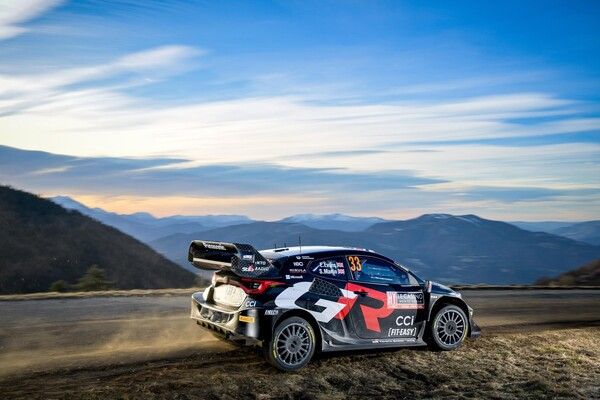 2024 WRC 몬테카를로 랠리에서 선두로 달리는 엘핀 에반스(토요타). 사진=토요타 가주레이싱.