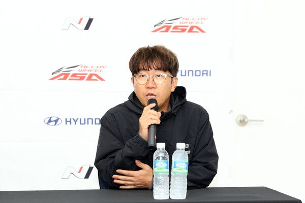 2024 현대 N 페스티벌 아반떼 N1컵 제7전 우승팀인 DCT레이싱 박재성 감독. 사진=전현철 기자.
