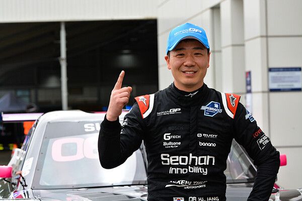 장현진이 슈퍼6000 클래스 7수만에 시즌 챔피언 타이틀 획득에 다가섰다. 사진=이광선 객원기자