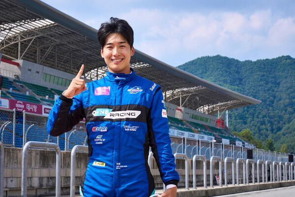 2024 오네 슈퍼레이스 6라운드에서 폴 포지션을 차지한 이정우. 사진=오네 레이싱