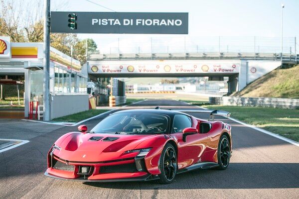 페라리 SF90 XX 스트라달레. 사진=페라리