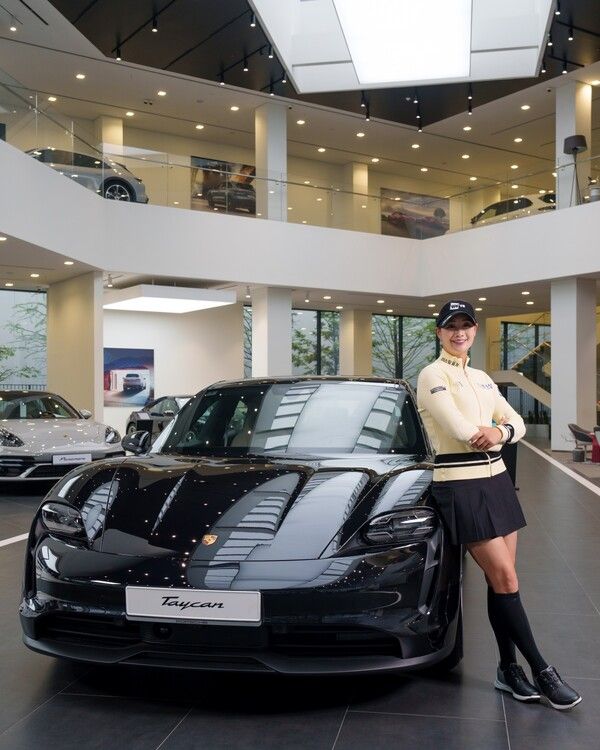 도이치아우토가 최근 한국여자프로골프 (KLPGA) 투어에서 활약 중인 박결 프로를 ‘도이치아우토 타이칸 엠버서더’로 선정했다. 사진=도이치아우토