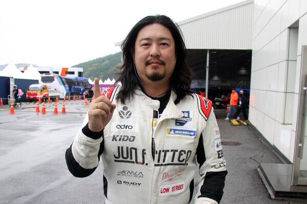 2024 오네 슈퍼레이스 개막전 슈퍼 6000클래스에서 폴포지션을 차지한 황진우. 사진=전현철 기자.