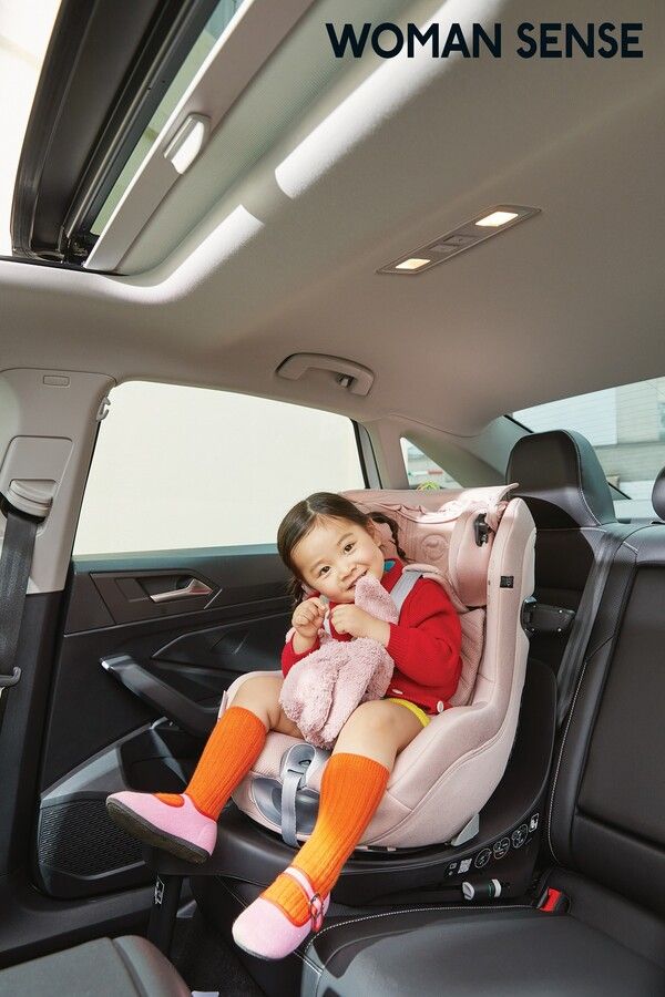 폭스바겐코리아가 독일 프리미엄 카시트 브랜드 ‘싸이벡스’와 함께한 컴팩트 세단 ‘제타’의 스페셜 화보와 영상을 공개했다. 사진=폭스바겐코리아