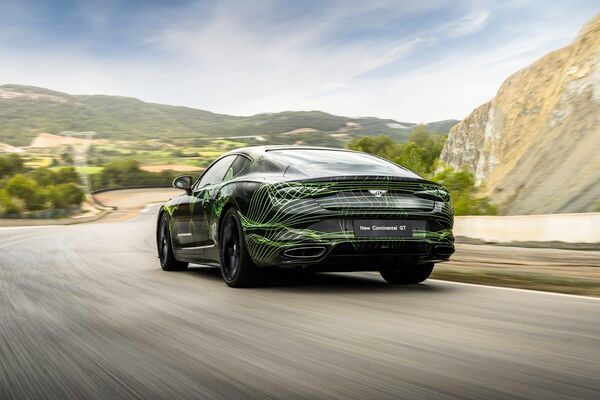벤틀리모터스는 4세대 ‘더 뉴 컨티넨탈 GT’를 6월 말 세계 최초로 공개한다. 사진=벤틀리모터스