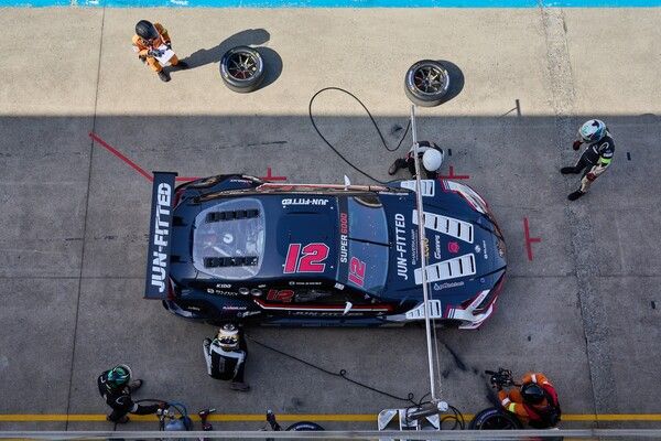 슈퍼레이스 슈퍼6000의 ‘준피티드레이싱’은 늘 최강과 다투고 최강이 되려고 노력하는 중이다. 사진=슈퍼레이스